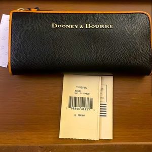 Dooney and Bourke Claremont Zip Clutch Black NWT